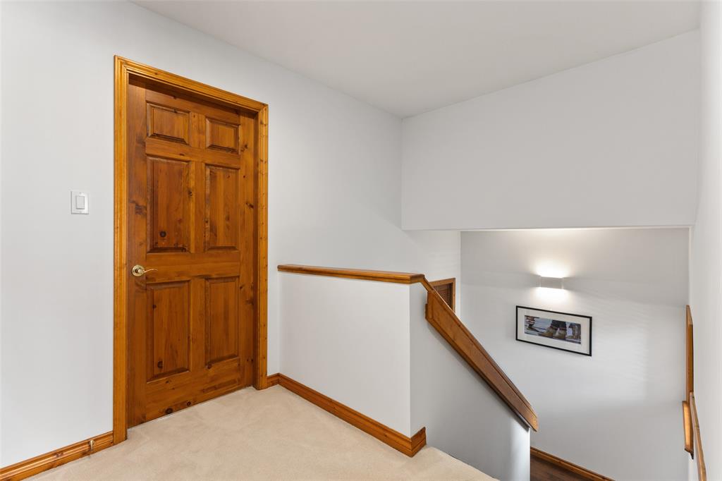 #21 – 8030 Nicklaus North Boulevard