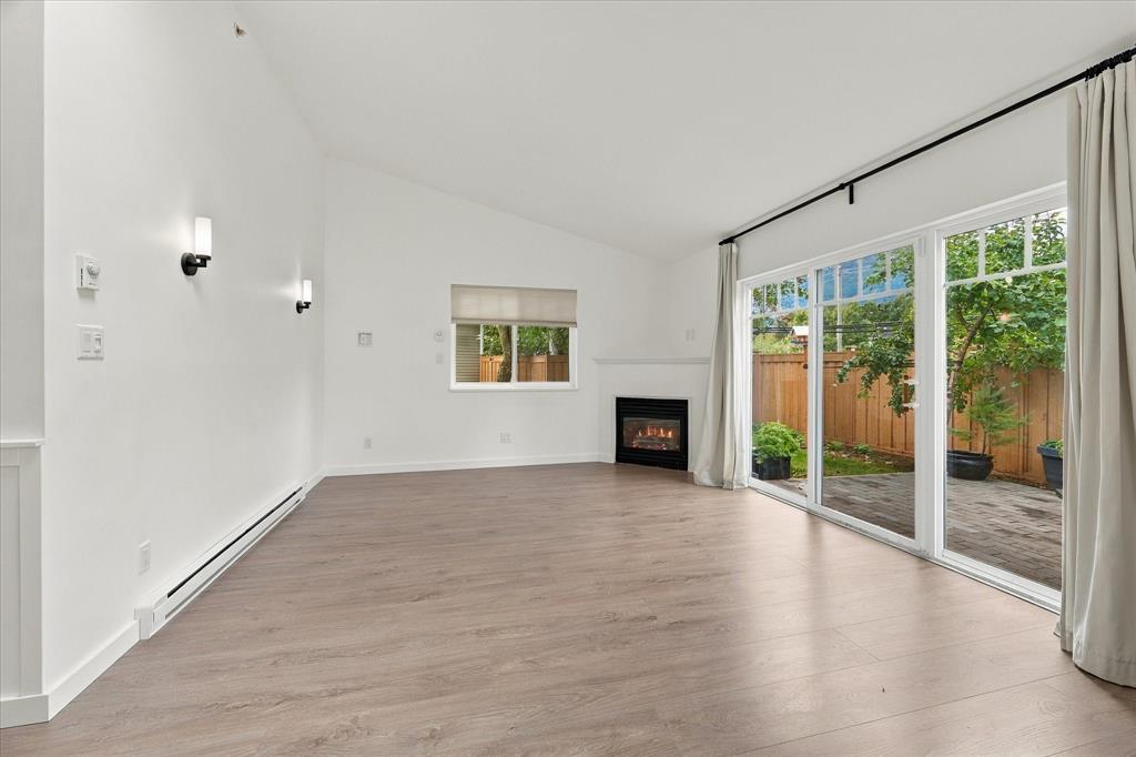 #87 – 1821 Willow Crescent