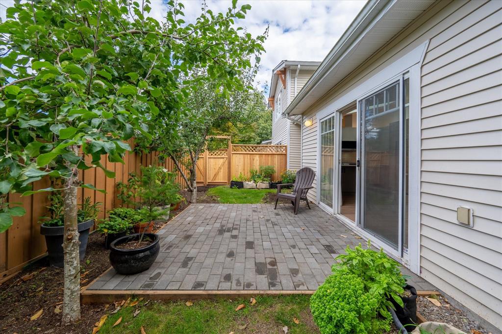 #87 – 1821 Willow Crescent