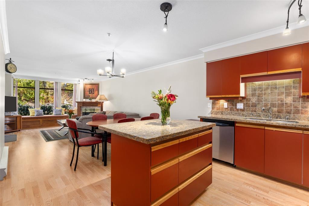 #206 – 3212 Blueberry Drive