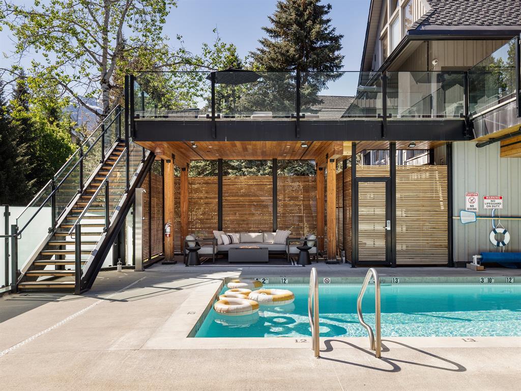 #102 – 4365 Northlands Boulevard