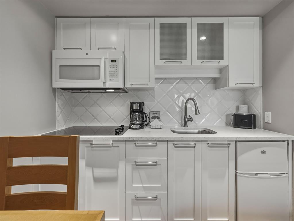 #616 – 4295 Blackcomb Way