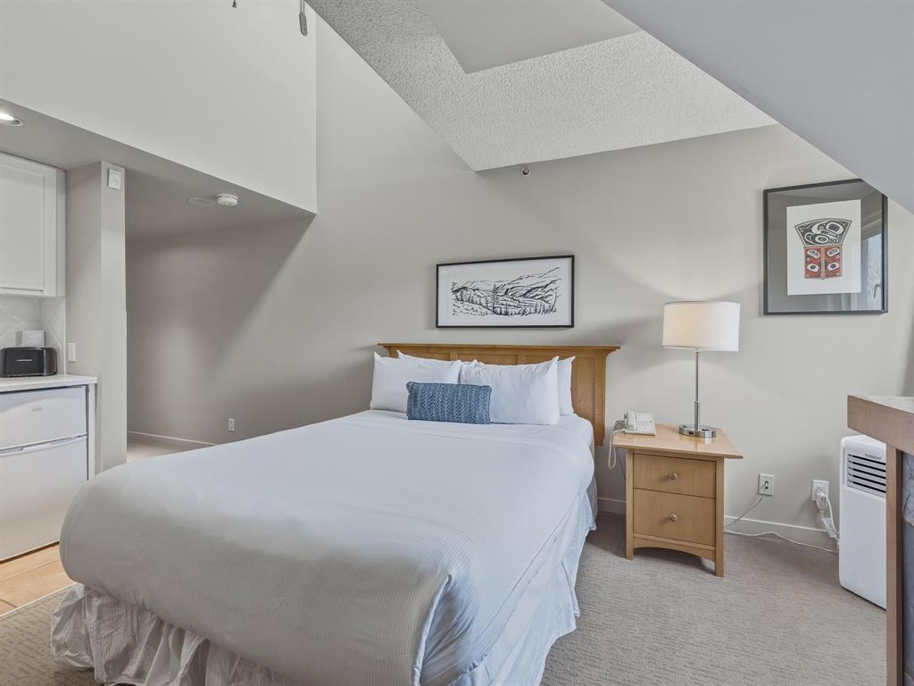 #616 – 4295 Blackcomb Way