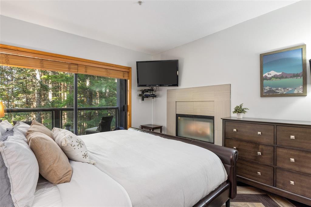 #102 – 4821 Spearhead Drive