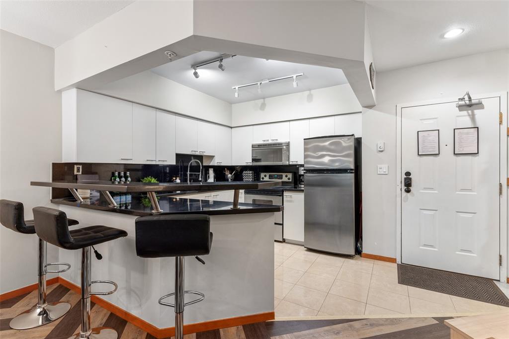 #102 – 4821 Spearhead Drive