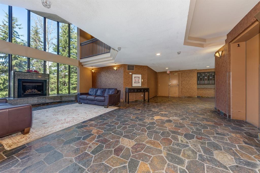 #319 – 4809 Spearhead Drive