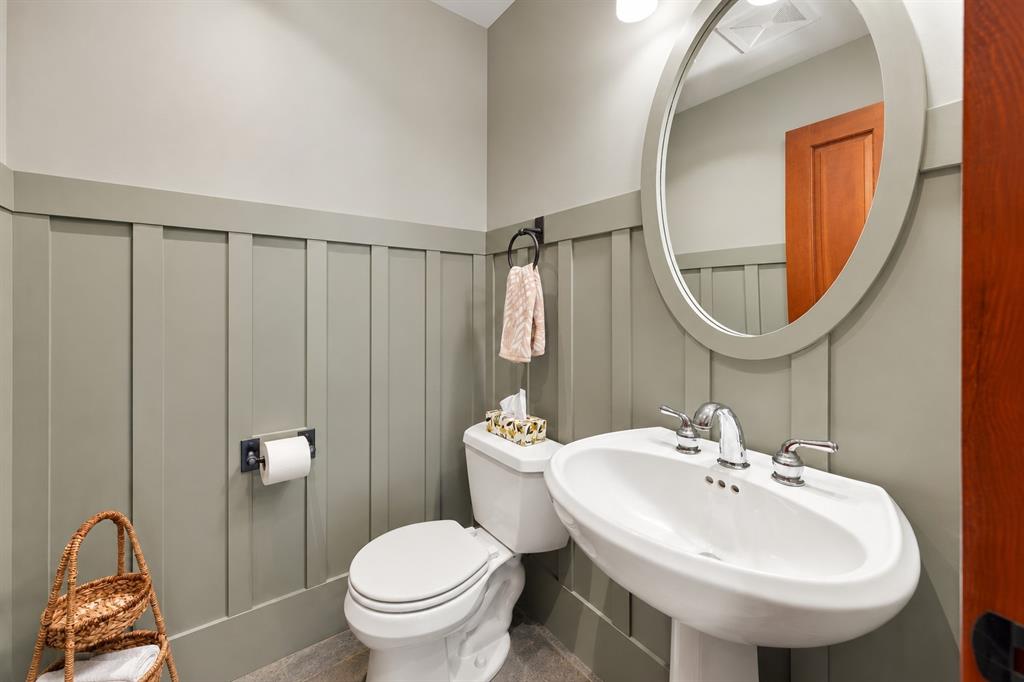 #1 – 2500 Taluswood Place