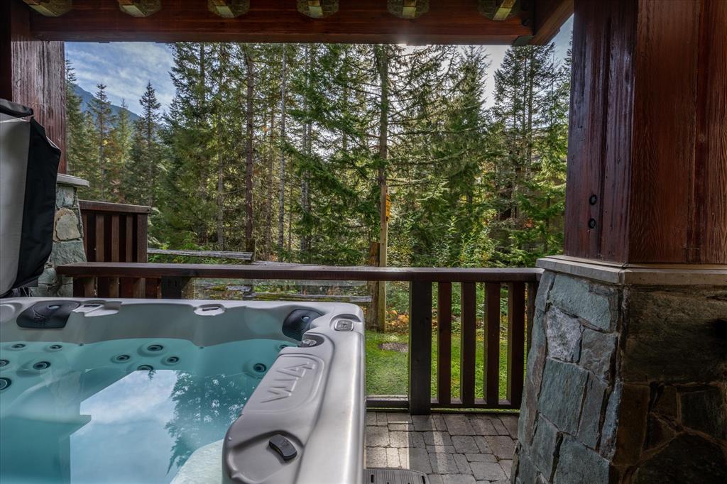 #1 – 2500 Taluswood Place