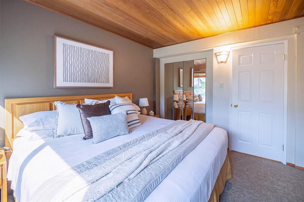 #15 – 2400 Cavendish Way