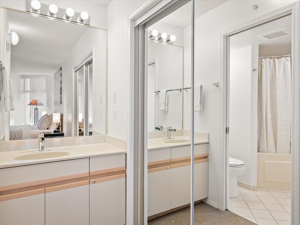 #220 – 4809 Spearhead Drive