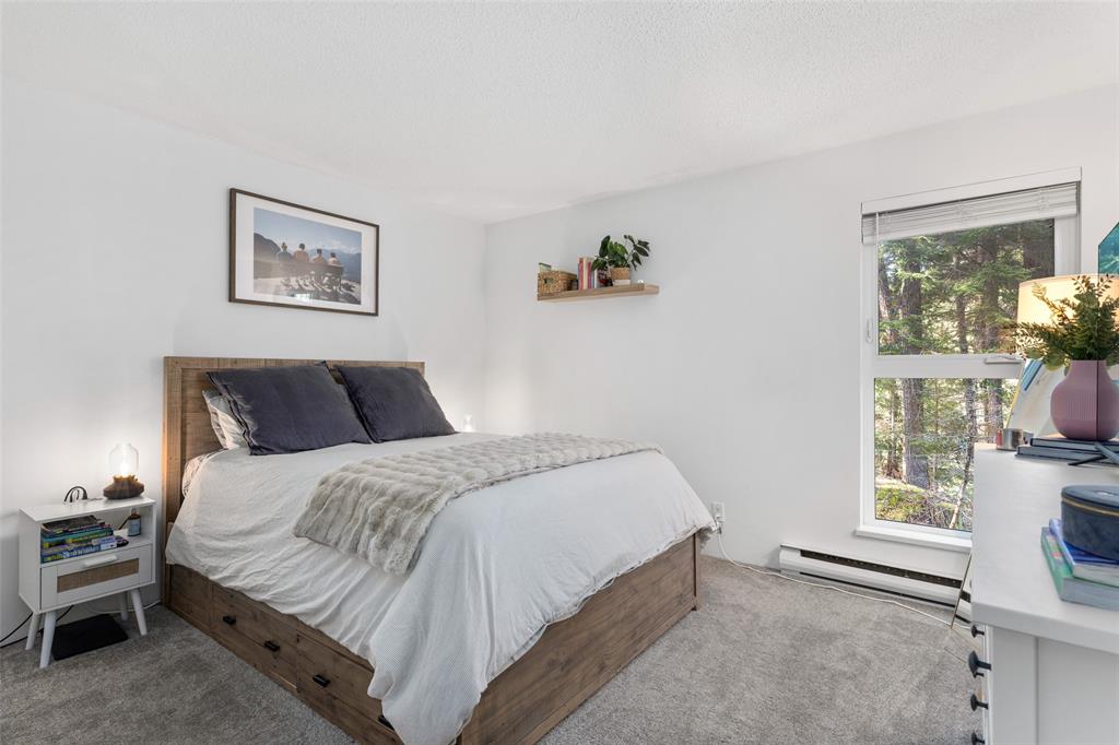 #G104 – 1400 Alta Lake Road