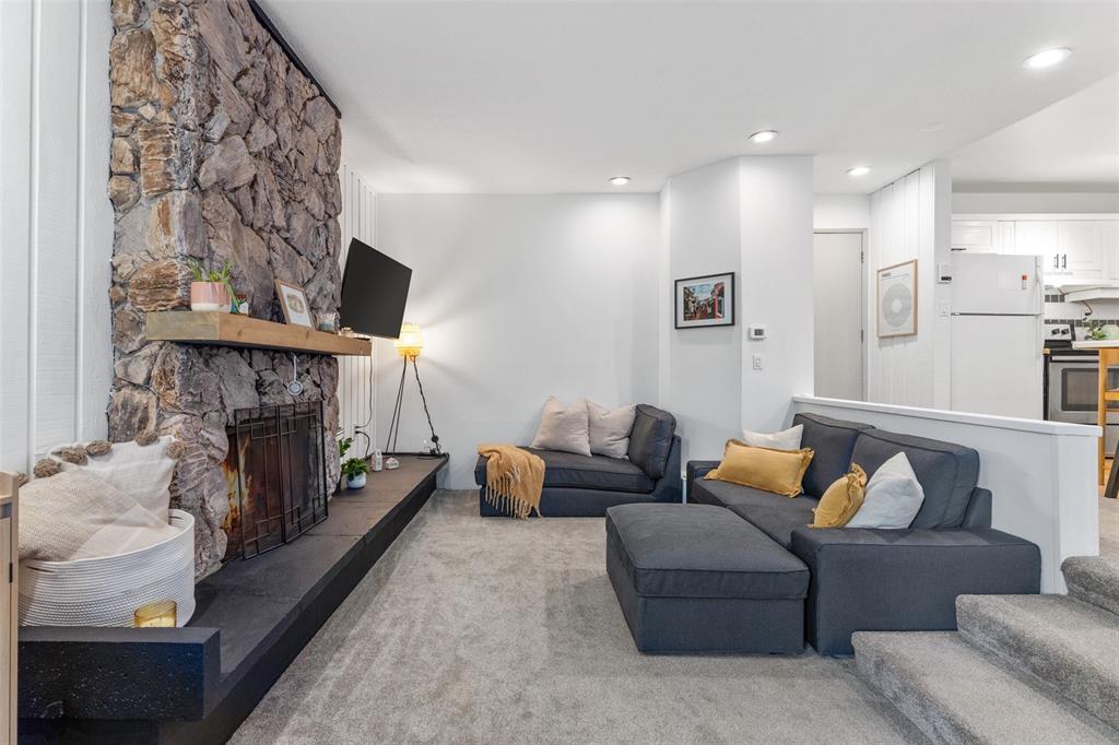 #G104 – 1400 Alta Lake Road