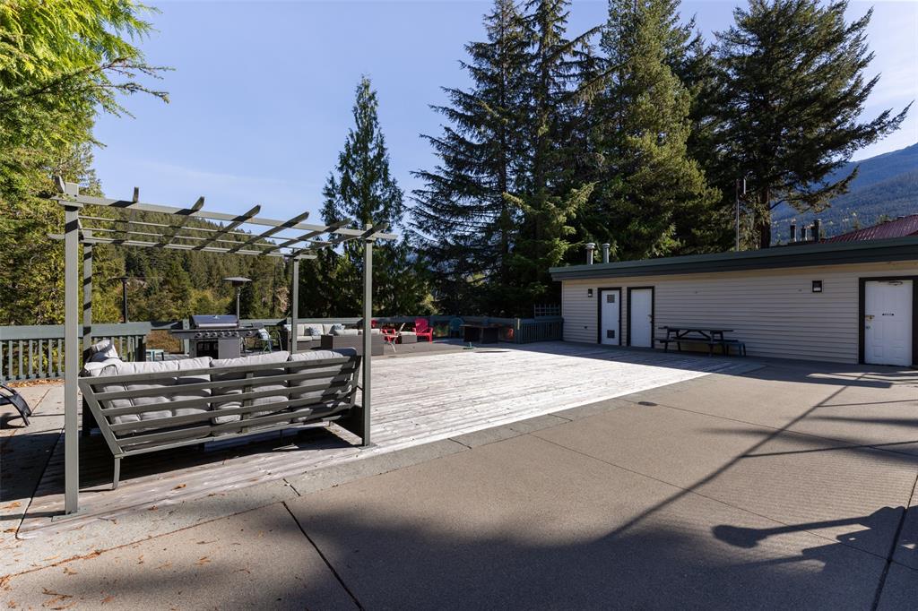 #G104 – 1400 Alta Lake Road