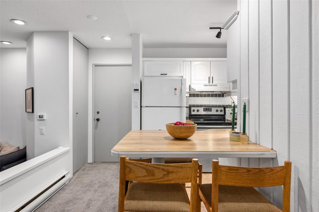 #G104 – 1400 Alta Lake Road