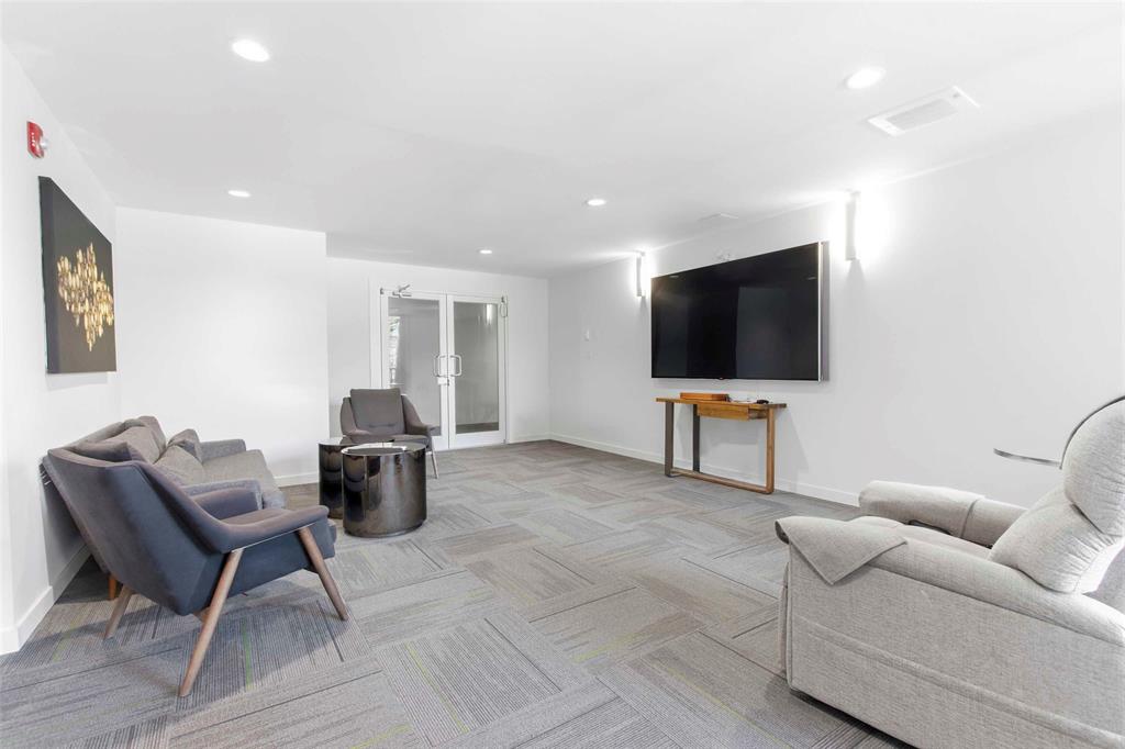 #207 – 1150 Bailey Street