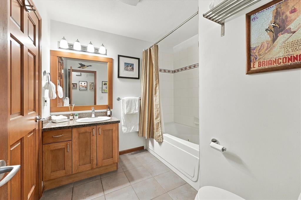#309 – 3300 Ptarmigan Place