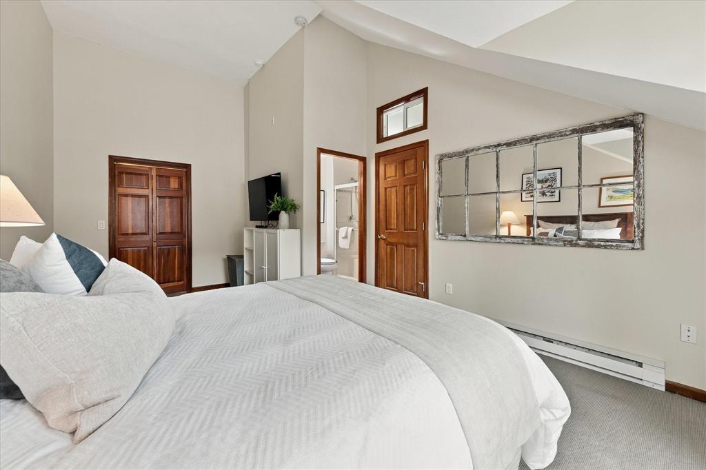 #309 – 3300 Ptarmigan Place