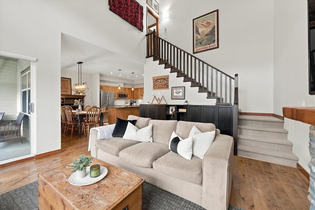 #309 – 3300 Ptarmigan Place