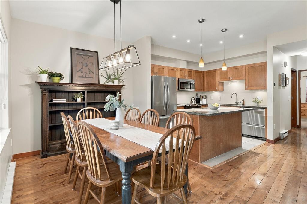 #309 – 3300 Ptarmigan Place