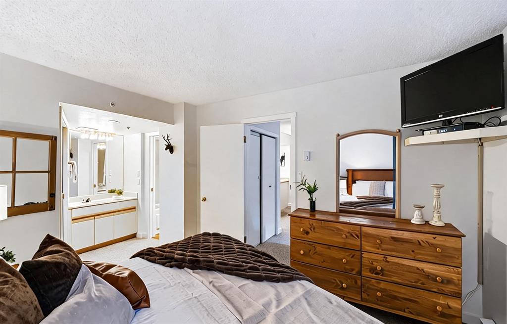 #207 – 4809 Spearhead Drive