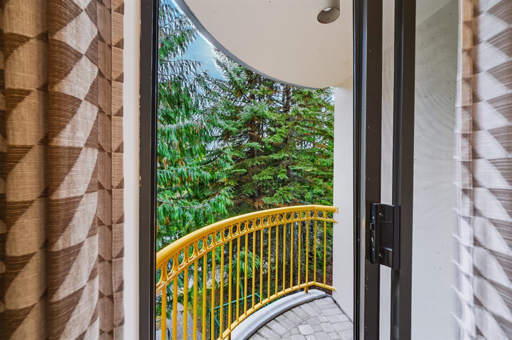 #207 – 4809 Spearhead Drive