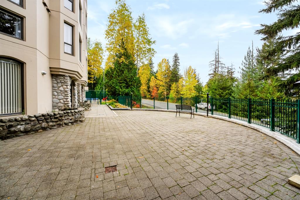 #207 – 4809 Spearhead Drive