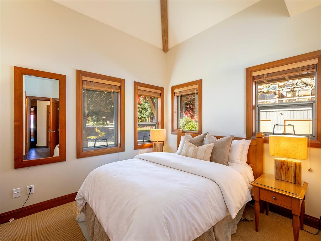 4855 Casabella Crescent