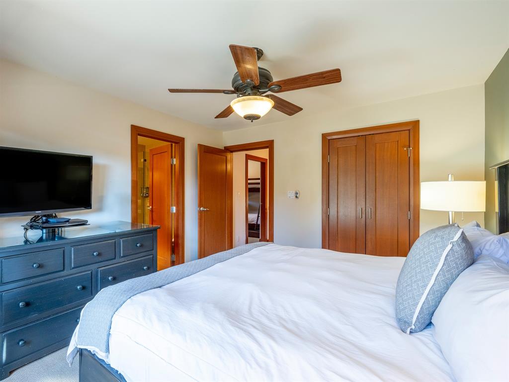 4855 Casabella Crescent
