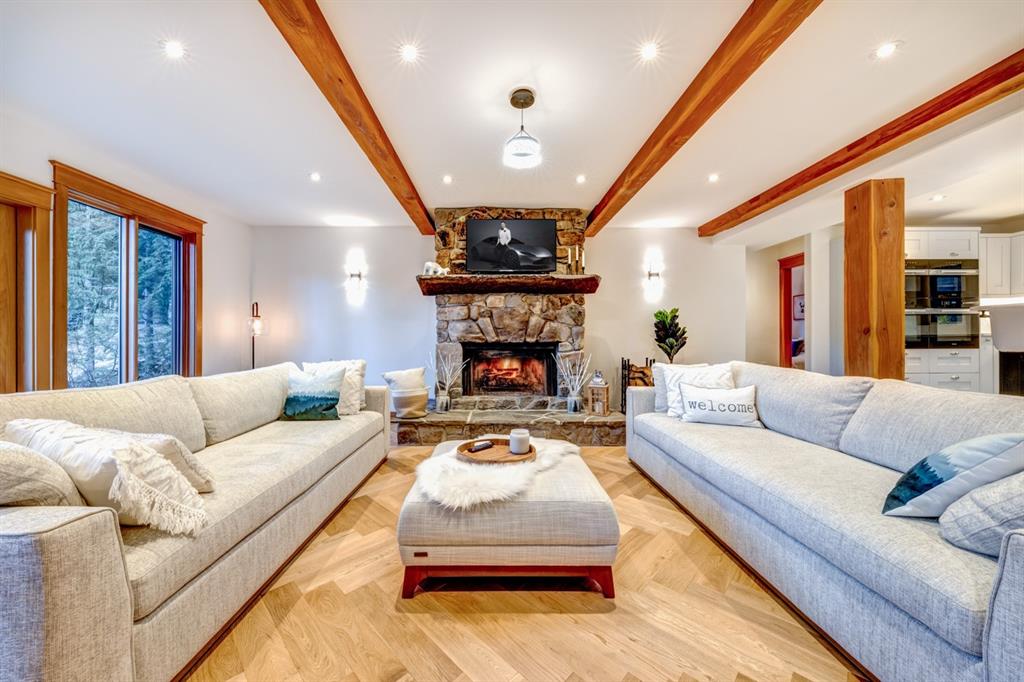8348 Mountain View Drive