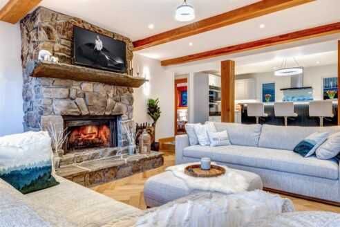 8348 Mtn View Dr interior and exterior views for agent Rob Boyd