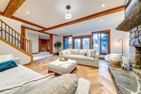 8348 Mtn View Dr interior and exterior views for agent Rob Boyd