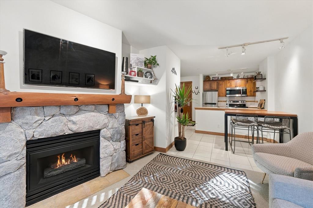 #318 – 4660 Blackcomb Way