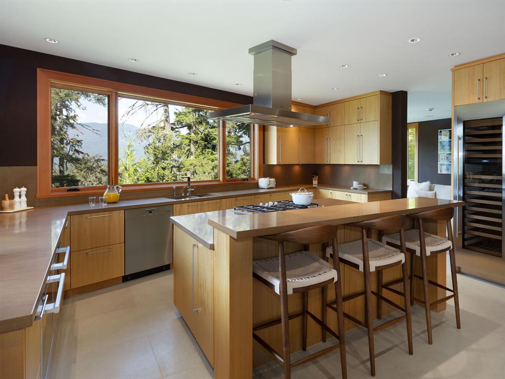 3855 Sunridge Court