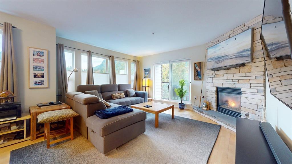 #201 – 1468 Pemberton Avenue
